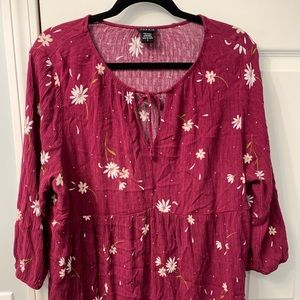 TORRID size 2 lightweight blouse w/ floral design